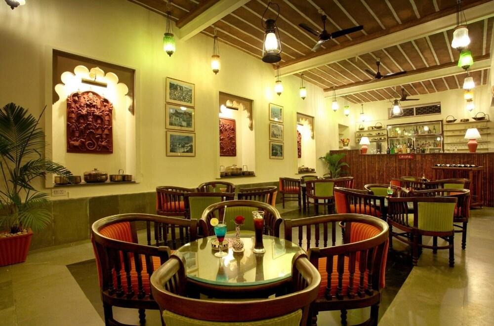 The Aodhi By Hrh Group Of Hotels Kumbhalgarh Exterior photo