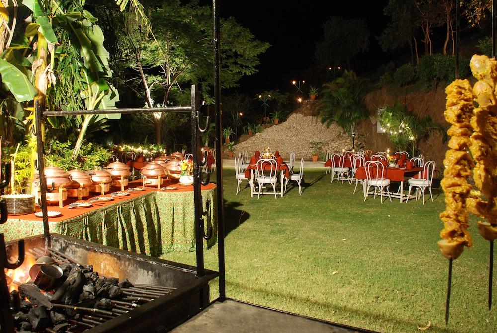 The Aodhi By Hrh Group Of Hotels Kumbhalgarh Exterior photo